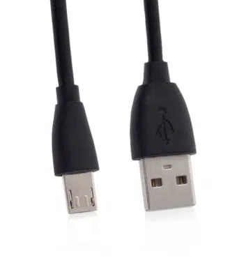 USB кабель питания камеры в часах